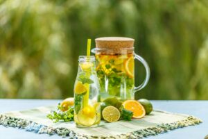 eau-detox-agrumes-menthe